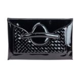 Bottega Veneta- clutch en cuir verni noir- l'avant en cuir tressé intrecciato- housse- 16x25 cm /