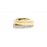 Bague 2 ors 750 sertie de 2 lignes de diamants taille brillant- doigt 52-12- 10g /