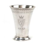 Timbale en argent suédois- XXe.- marque C.G: Hallberg- h. 12-5 cm- 120g