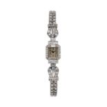 Montre-bracelet Art Déco en platine sertie de diamants Signée JewelWatch sur le mouvement-