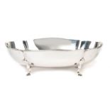 Coupe quadripode en argent 800 Jezler. De forme polylobée- long. 31 cm- 660g