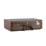 Gucci- valise rigide en toile enduite monogrammée avec bords et renforts en cuir vert kaki-