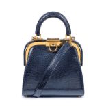 Christian Dior- sac Fermoir en lézard bleu marine- bouclerie et monture dorées- avec bandoulière-