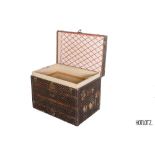 LOUIS VUITTON - A 19TH CENTURY STEAMER DAMIER CANVAS TRUNK