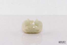 A CHINESE SMALL JADE CARVING OF A PAIR OF GOLDFISH