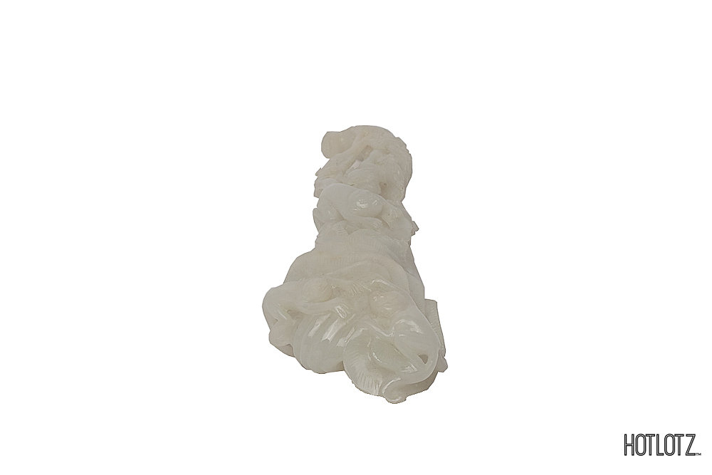 A CHINESE JADE CARVING OF MONKEYS AND FOLIAGE - Image 3 of 3