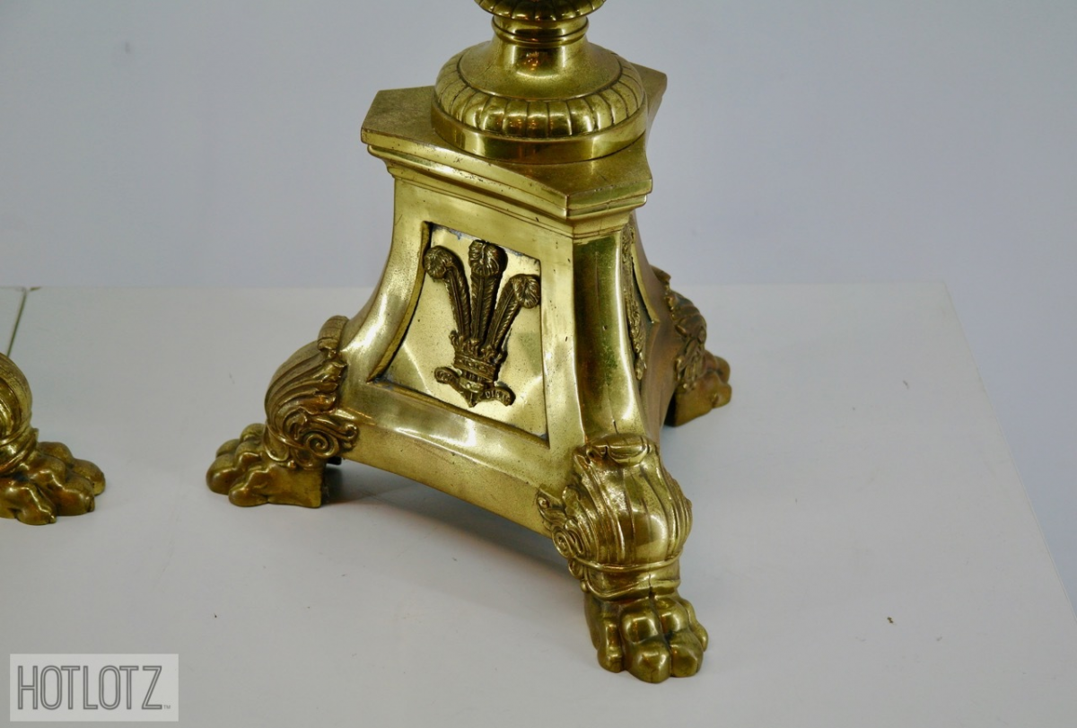 A PAIR OF VERY LARGE REGENCY STYLE GILT BRASS LAMPS - Image 8 of 9