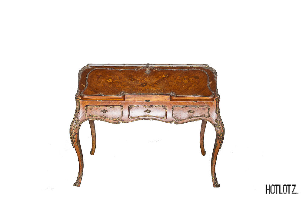 A FRENCH LOUIS XV STYLE MARQUETRY AND ORMOLU MOUNTED DOUBLE BUREAU - Image 2 of 7