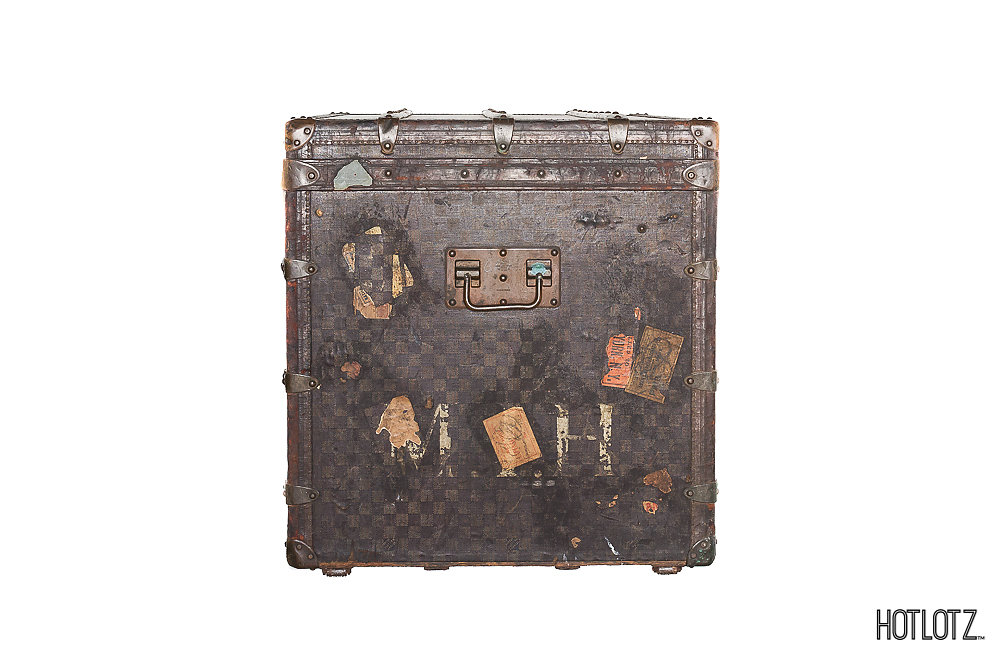 LOUIS VUITTON - A 19TH CENTURY STEAMER DAMIER CANVAS TRUNK - Image 4 of 10