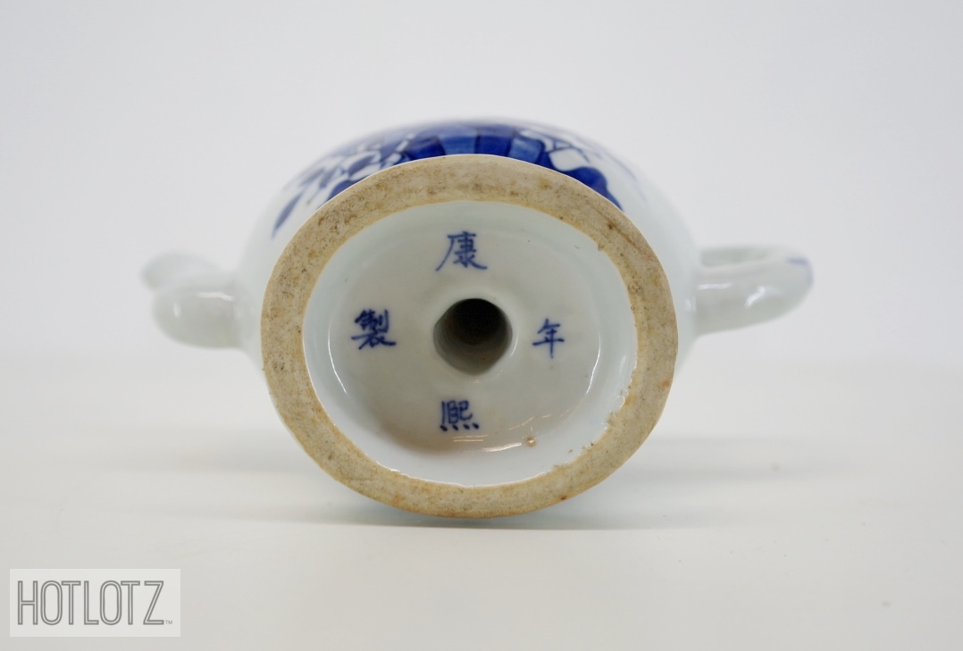 CHINESE BLUE AND WHITE PORCELAIN CADOGAN TEAPOT - Image 3 of 5