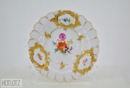 A MEISSEN PORCELAIN CHARGER