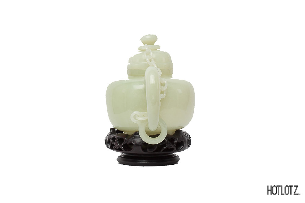 A CHINESE JADE PEDESTAL CENSER AND COVER - Image 3 of 3