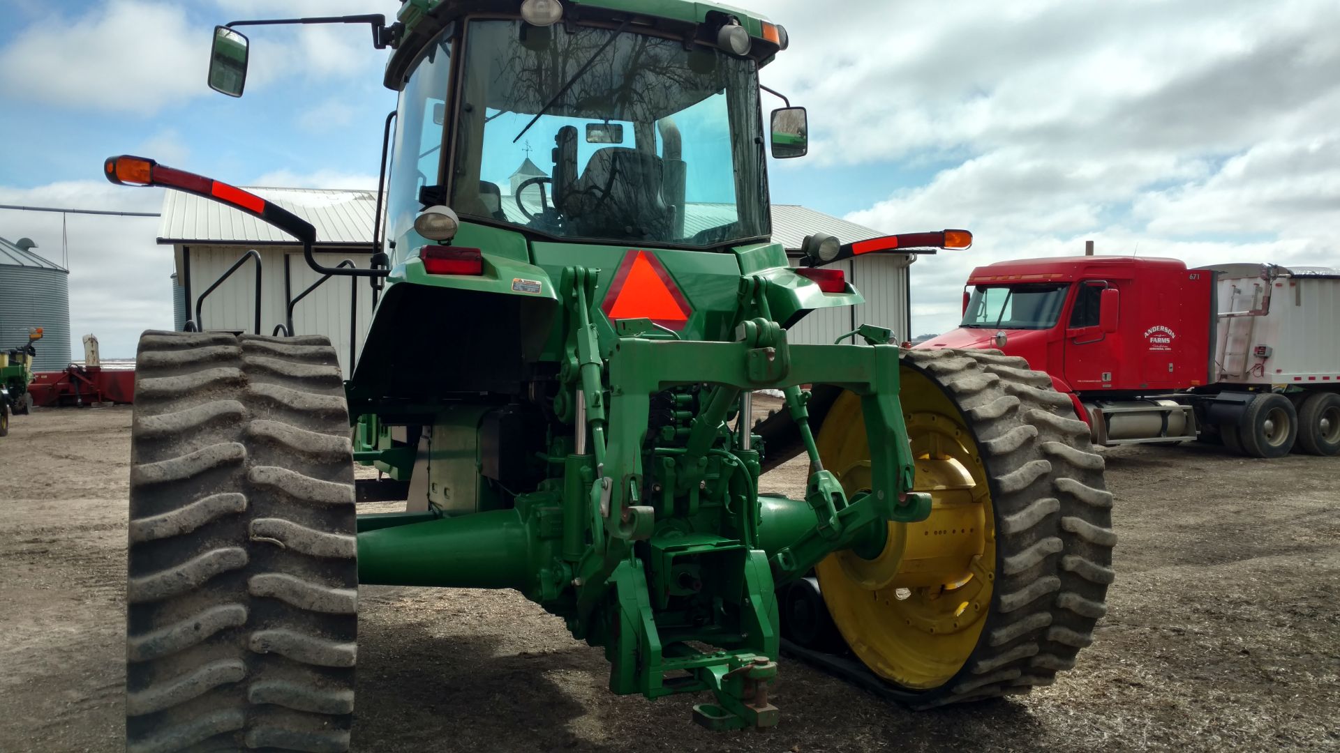 2002 JD 8420T, 24 inch tracks, quick coupler, full set of front weights, buddy seat, 4 hyd. outlets, - Image 2 of 6