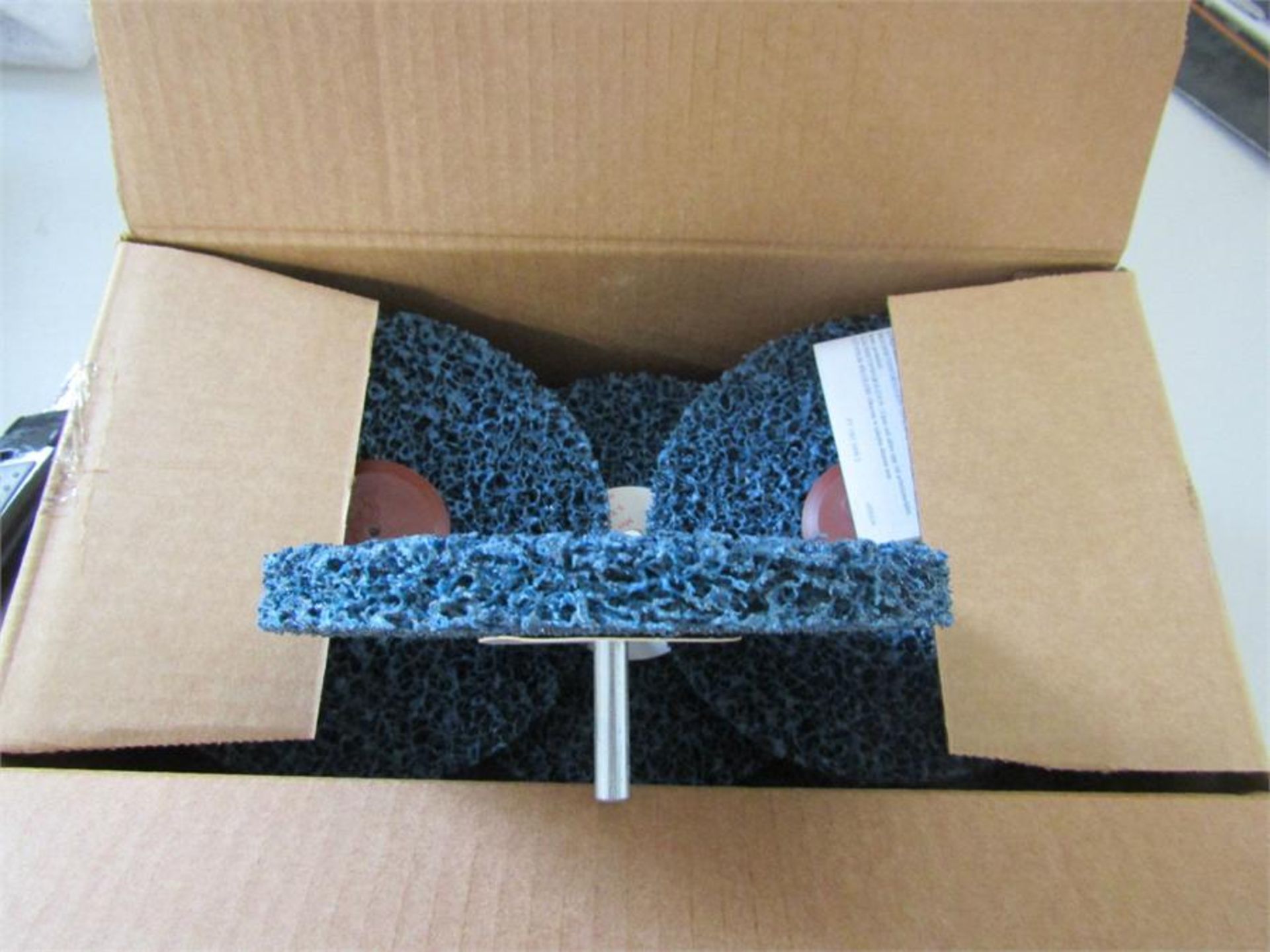 Box of 6 3M 60 Grit Nylon Grinding Disc 150mm Clea