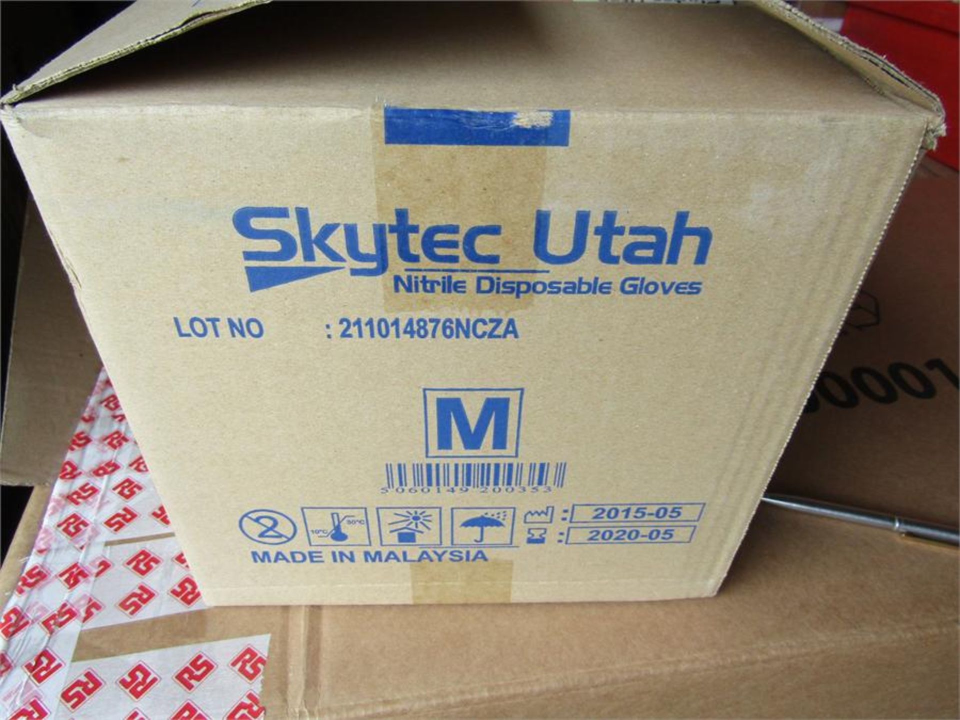 BOX 1000 x SKYTEC UTAH Nitrile Disposable Gloves M - Image 4 of 4