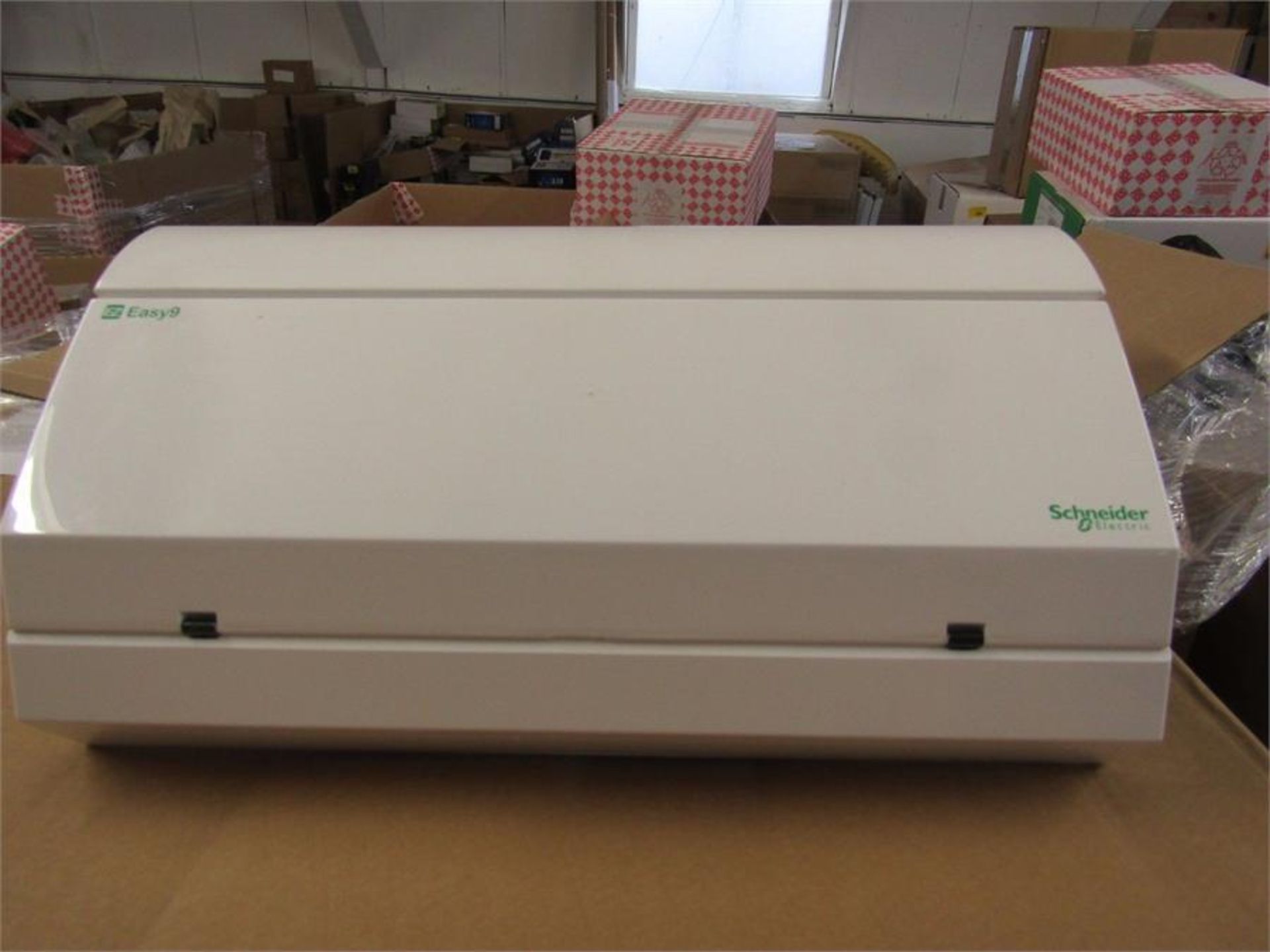 4 x Schneider Electric 6 Way 100a Consumer Unit - Image 2 of 3