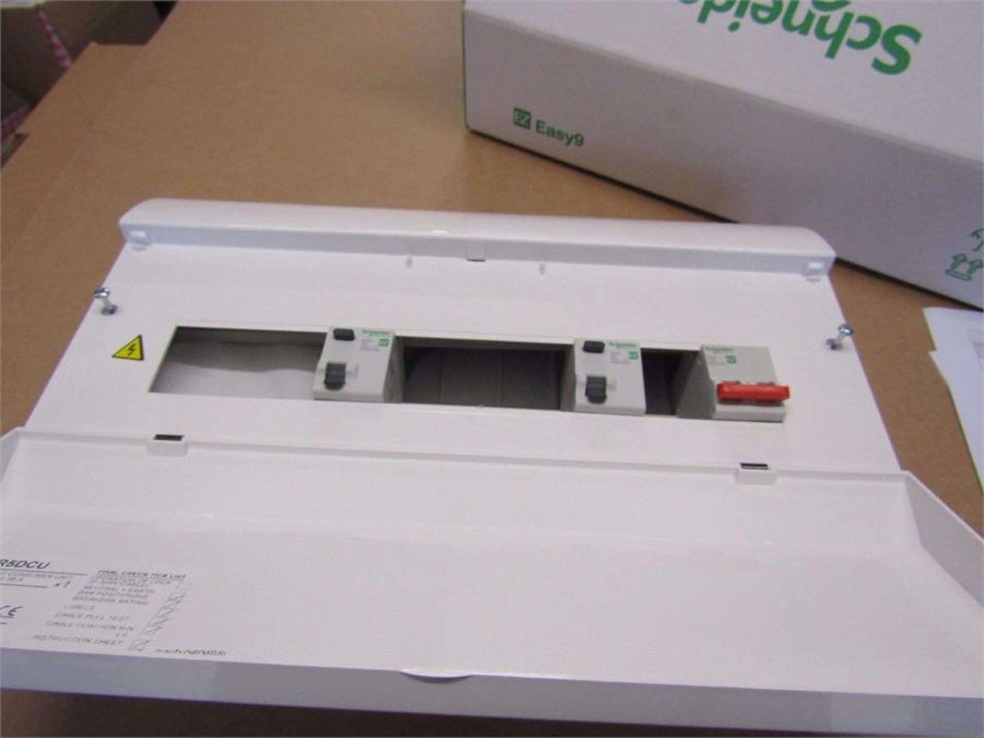 2 x Schneider Electric 12 Way 100a Consumer Unit - Image 2 of 3