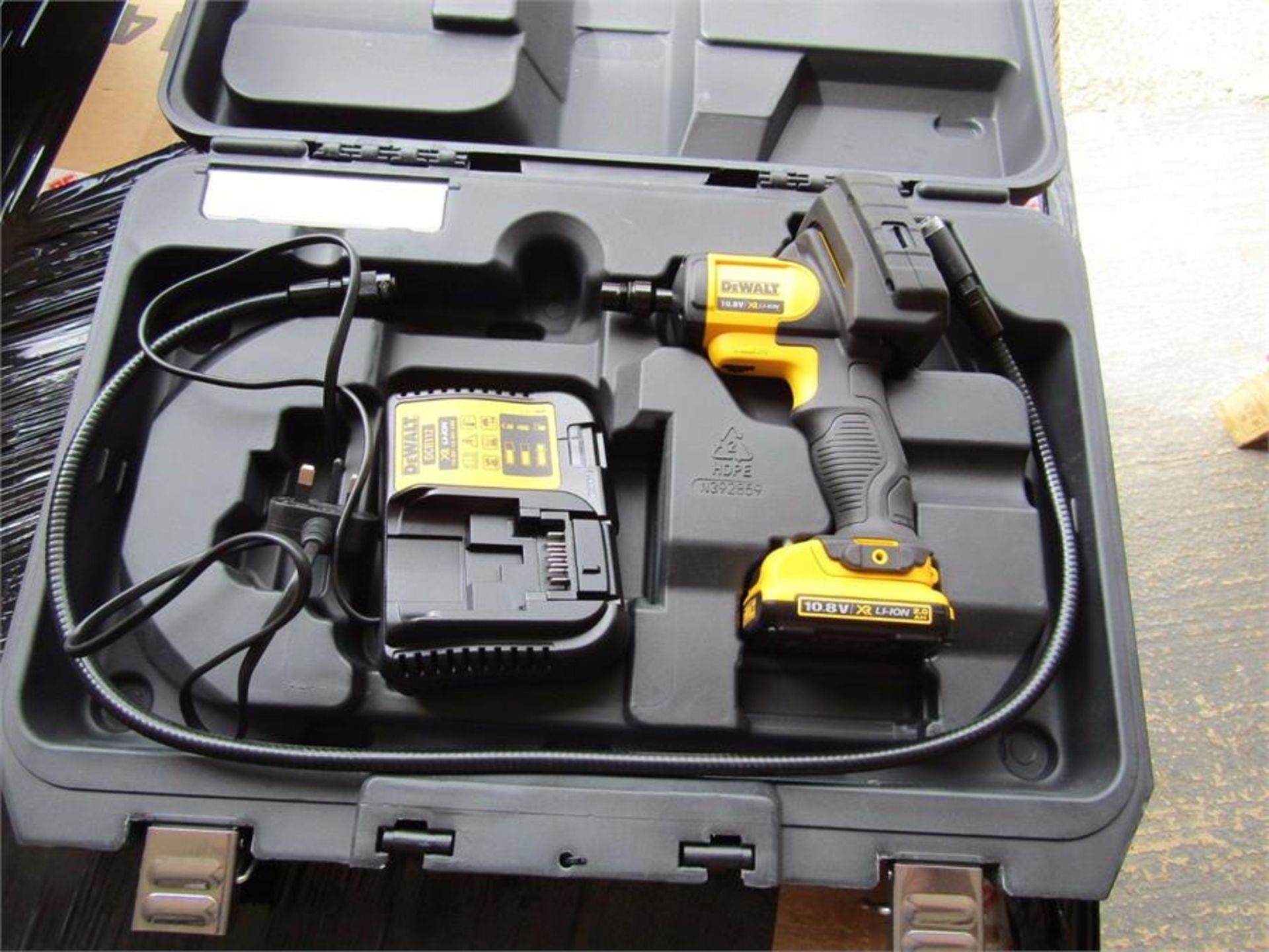 Dewalt 17mm probe Inspection Camera Kit, 900mm Probe Length T&M 8883645 - Image 2 of 4