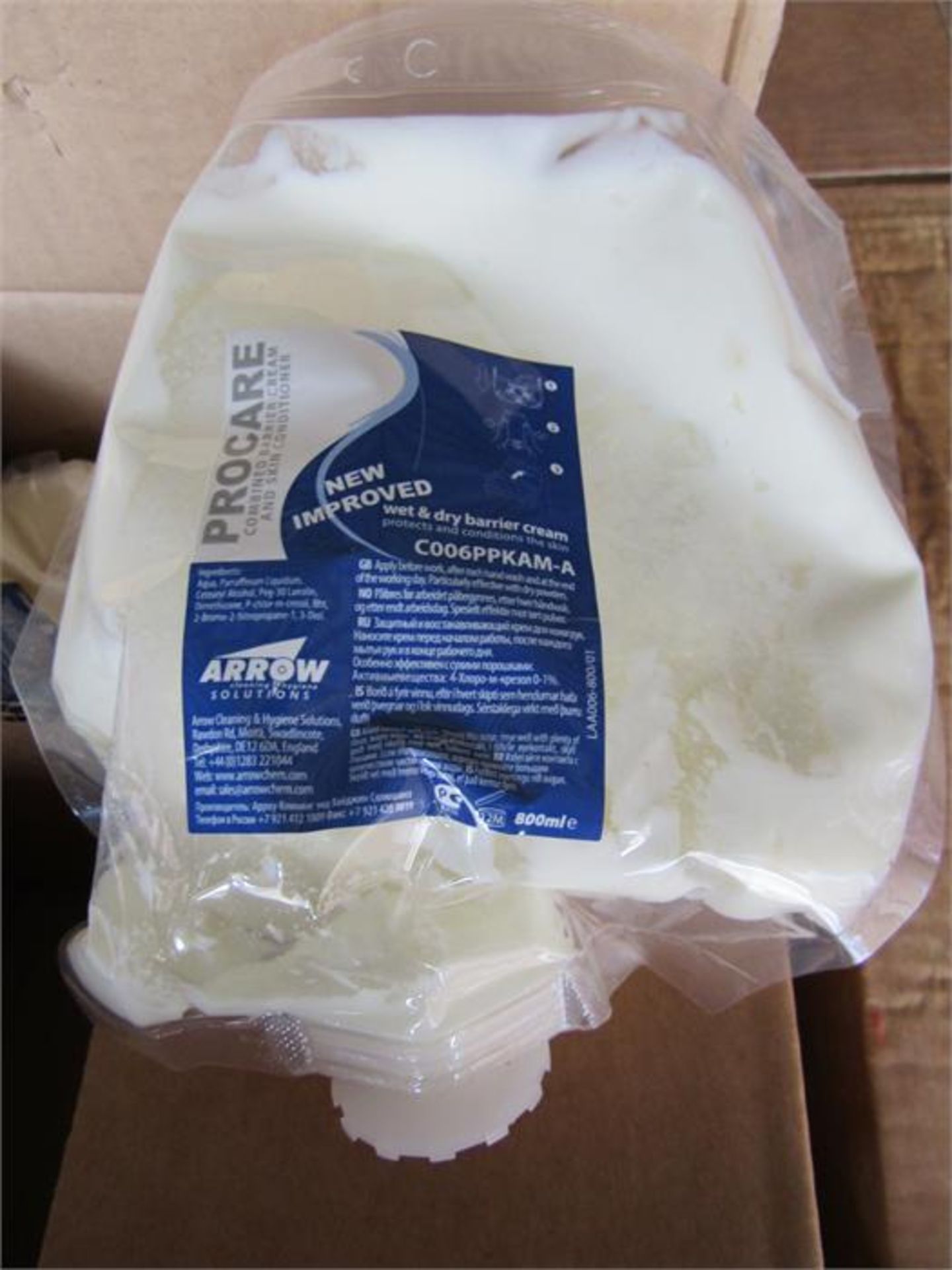 Box of 6 Procare Wet & Dry Barrier Cream 800ml