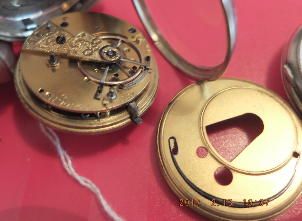 Pair of Vintage Silver Pocket Watches in an working order. - Image 4 of 6