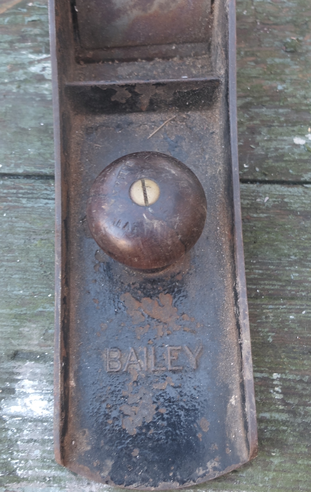 Antique Bailey No 8 Woodworking Plane - 23 1/2" long. - Image 2 of 6