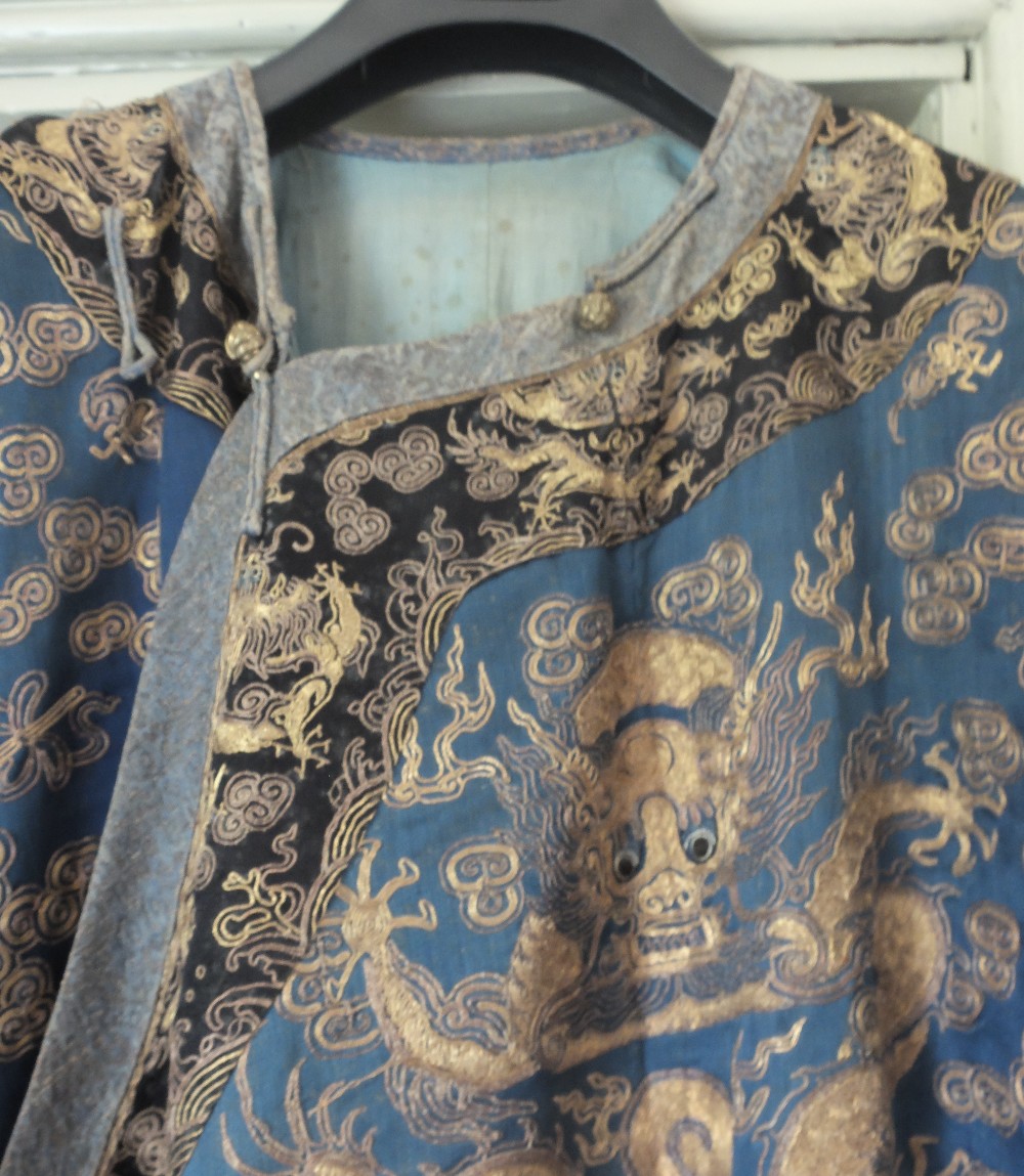 Antique Chinese Court Silk and Gold Thread Dragon Robe - 1.380 Metre long.TELEPHONE LINES ALL BOOKED - Image 20 of 47