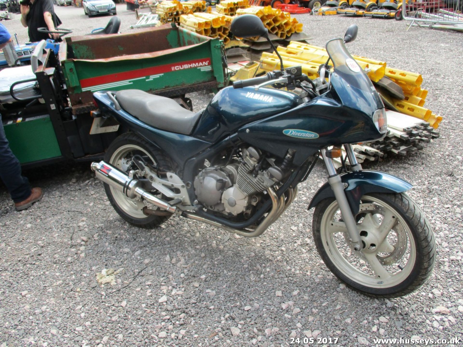 YAMAHA 400 MOTOR BIKE H690 LFC MOT 12/09/17