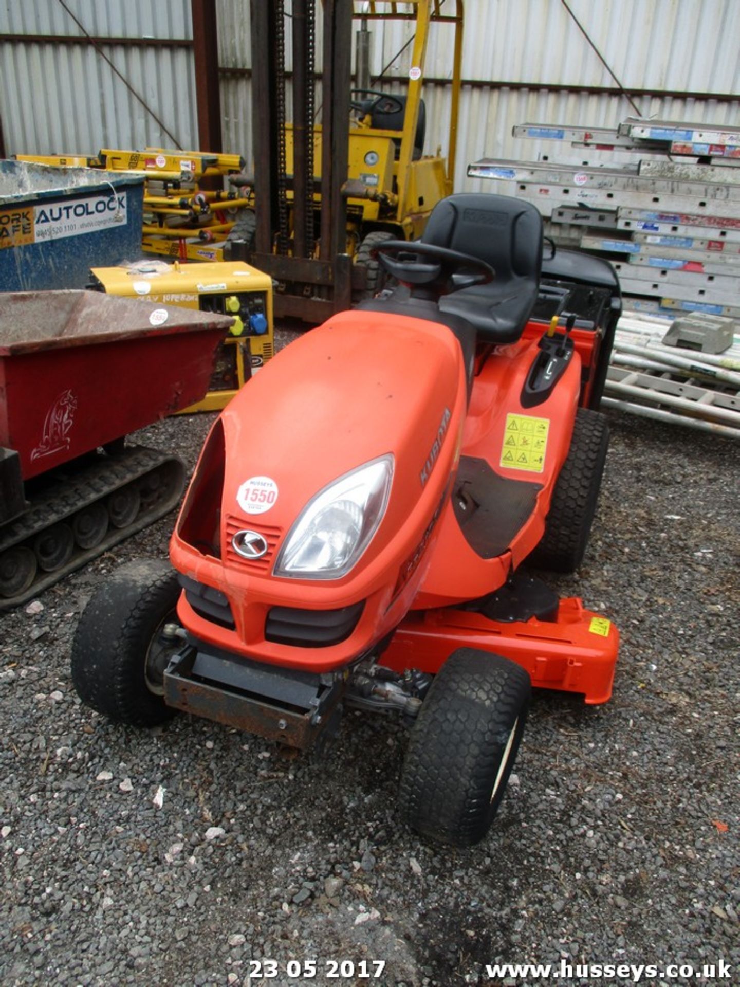 KYBOTA GR2100-11 RIDE ON MOWER