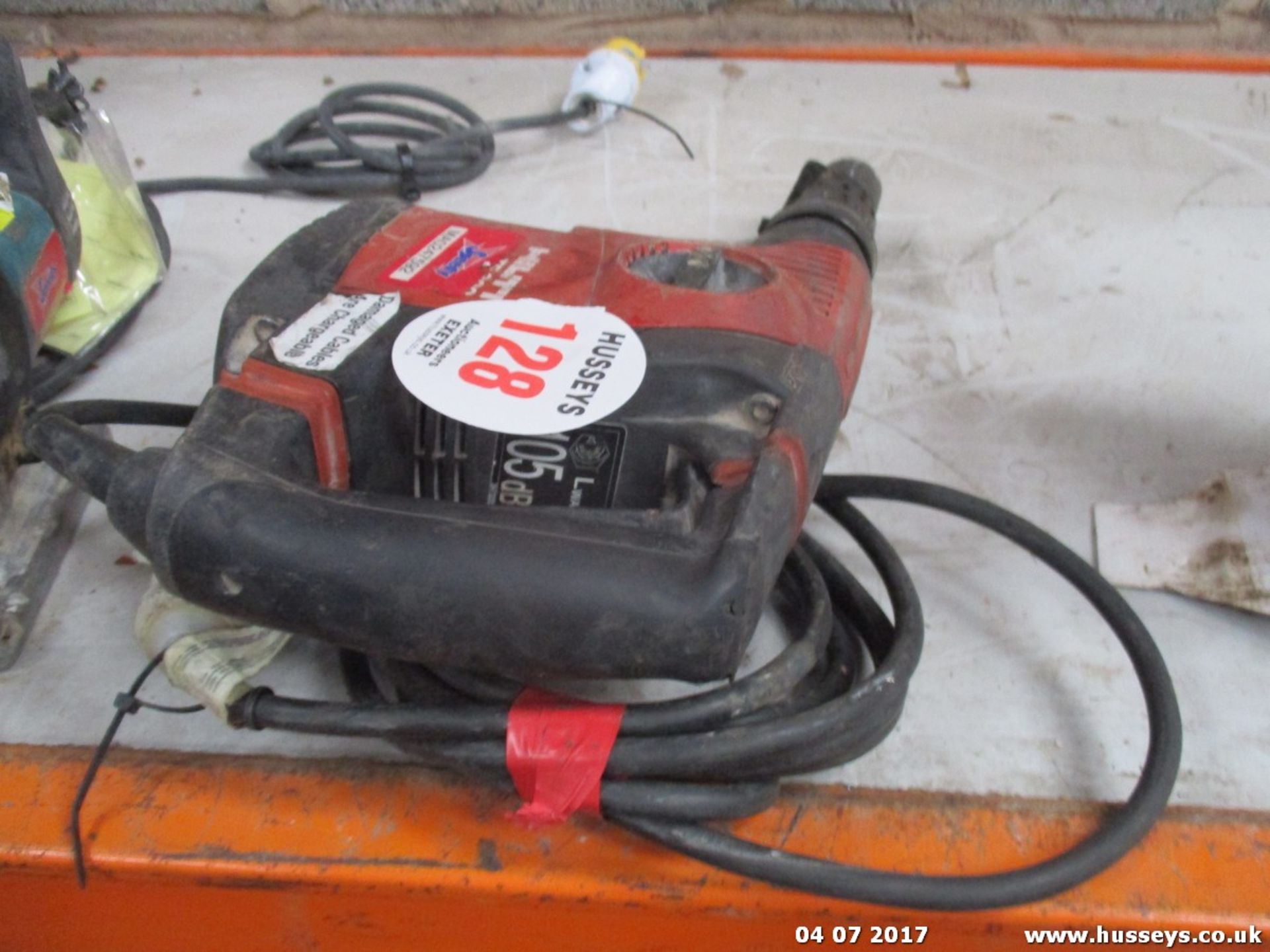 HILTI BREAKER