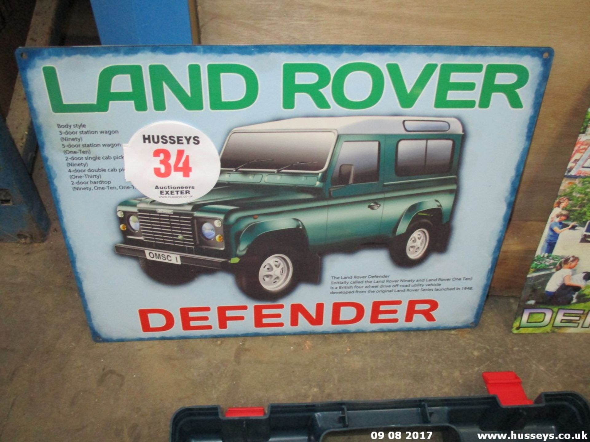 LAND ROVER SIGN