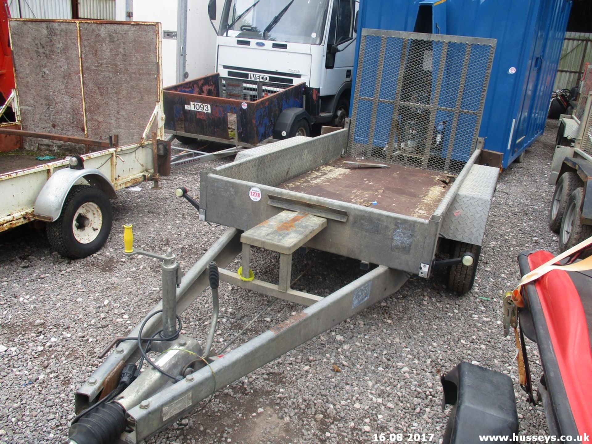 INDESPENSION 4FT BY 8FT TEIN AXLE PLANT TRAILER - Image 2 of 2