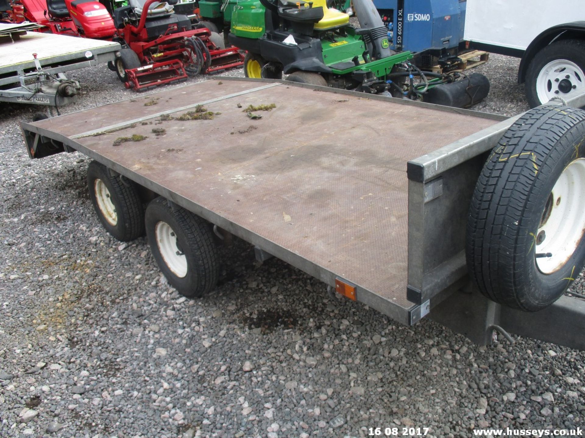 PROTEC 1600KG TWIN AXLE BEAVERTAIL TRAILER C/W RAMPS & HAND WINCH NO1254 - Image 2 of 2