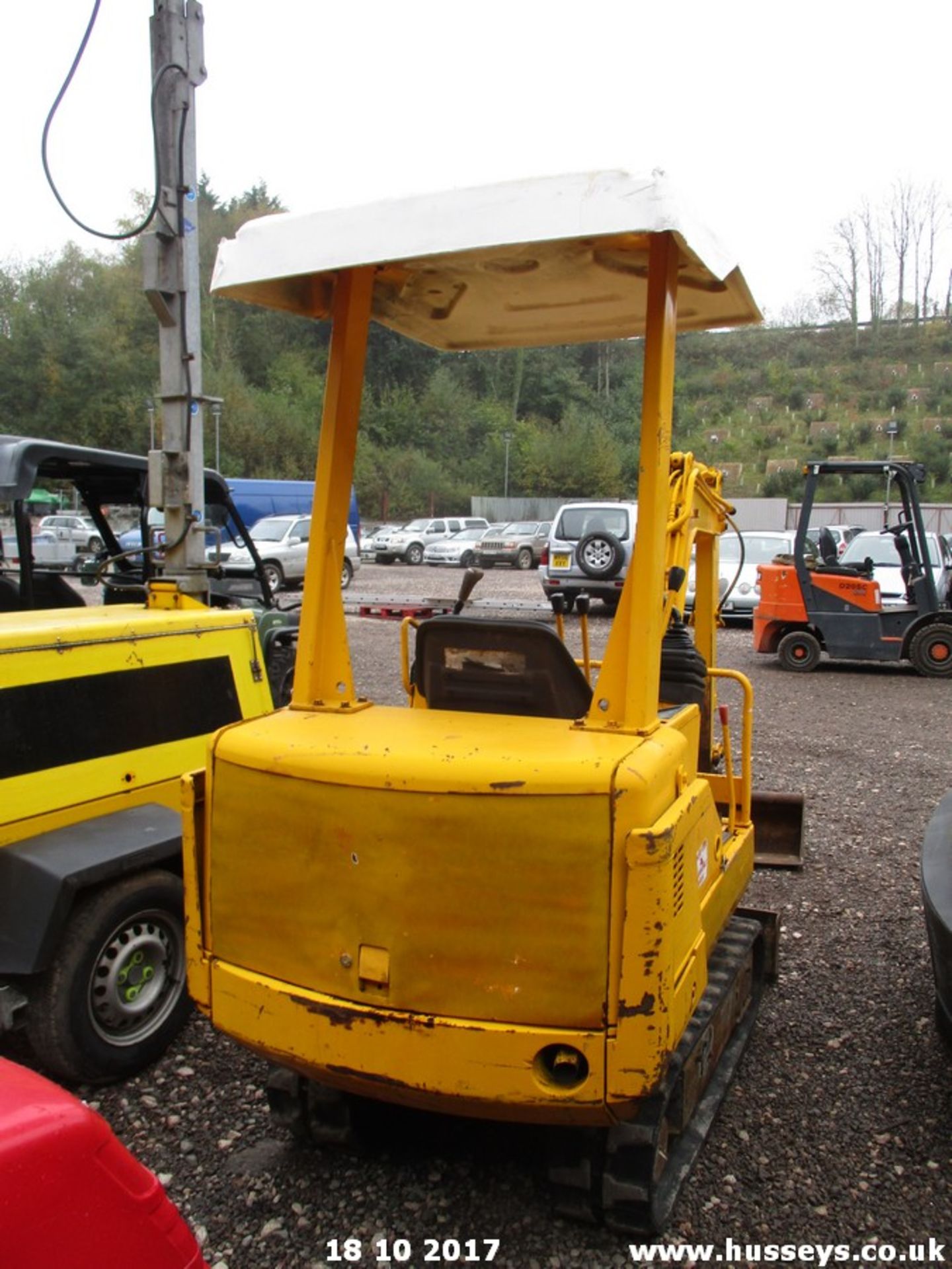 KUBOTA 1.5TONNE MINI DIGGER C/W 1 BUCKET PIPED FOR HAMMER 3087 HOURS KEY - Image 4 of 4