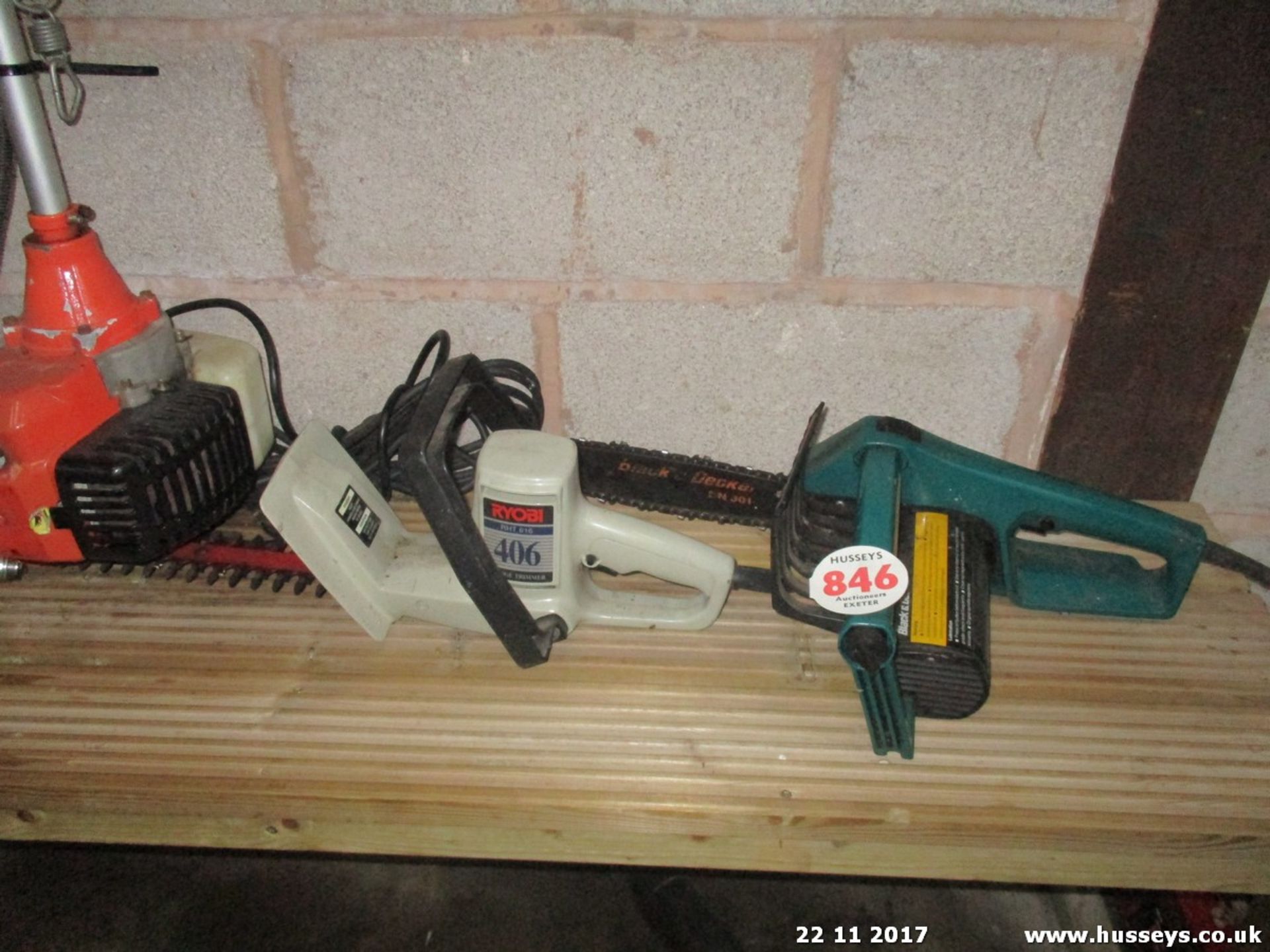 2 ELEC TRIMMERS