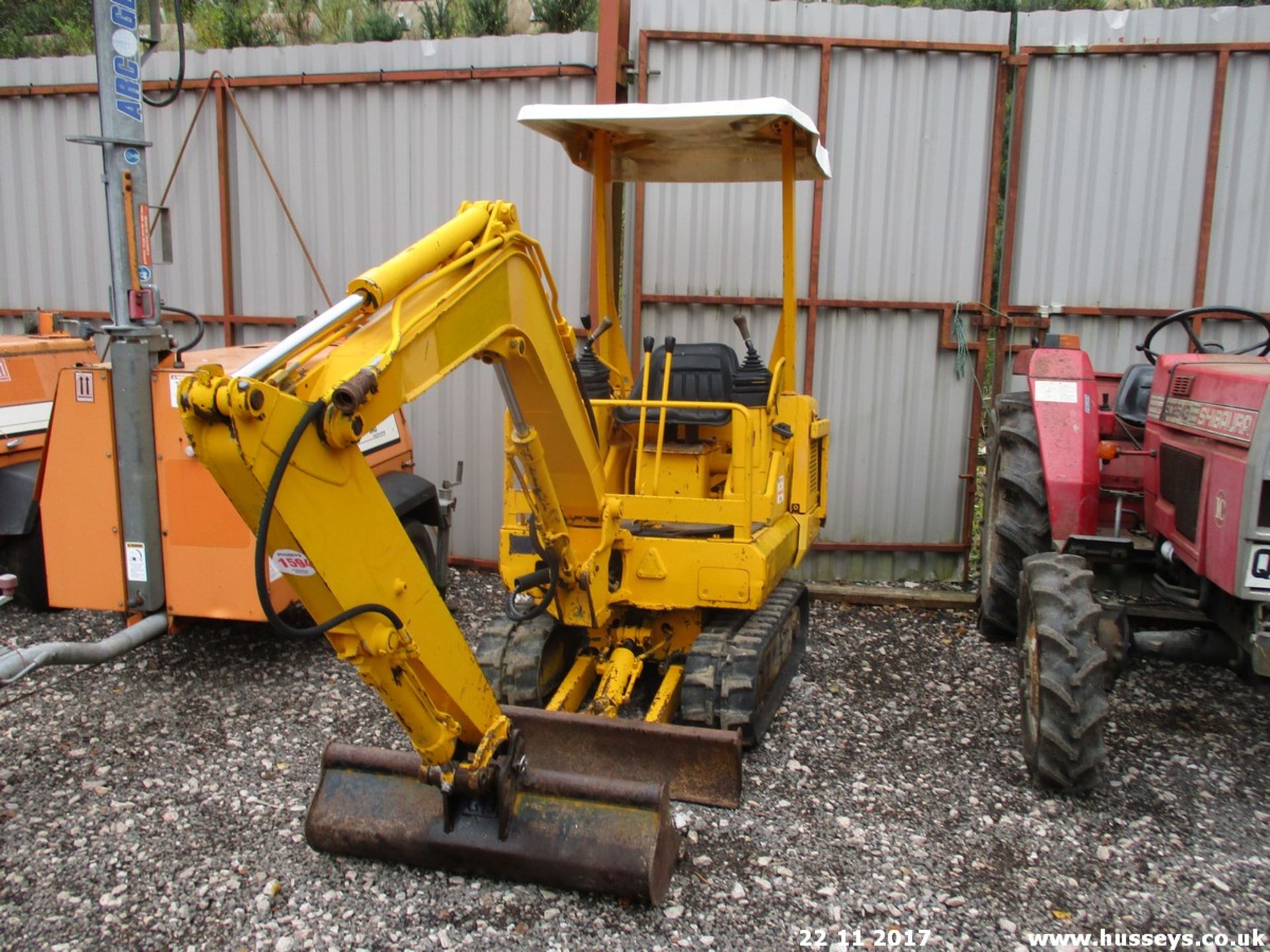 KUBOTA 1.5 TON MINIDIGGER 3087HRS, PIPED FOR HAMMER, KEY RUNS DRIVES DIGS - Image 2 of 5