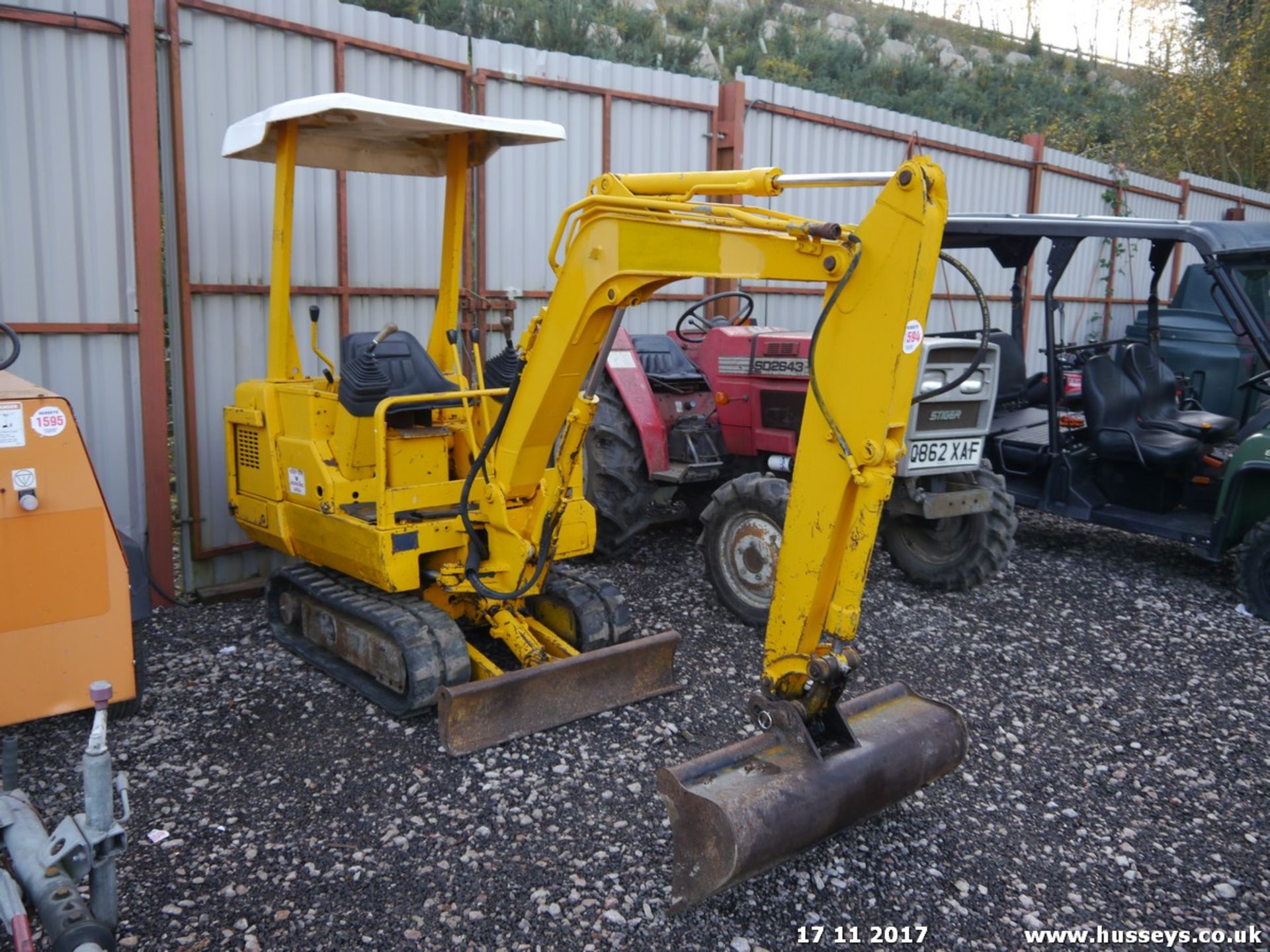 KUBOTA 1.5 TON MINIDIGGER 3087HRS, PIPED FOR HAMMER, KEY RUNS DRIVES DIGS - Image 5 of 5