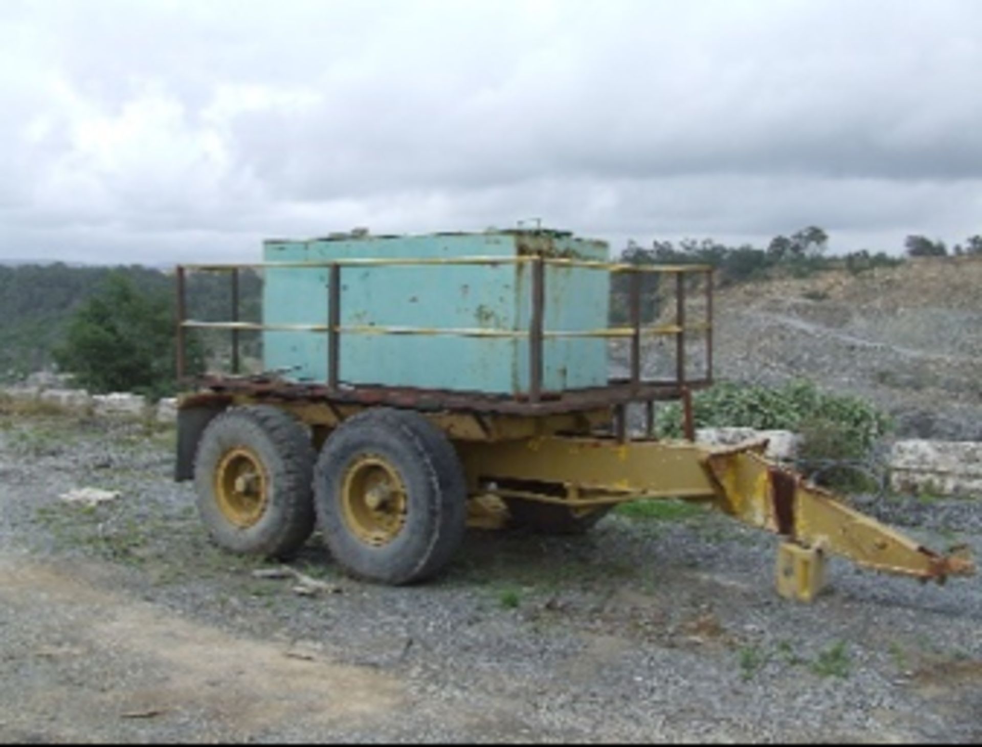 BELL 1206 TRAILER WITH WATER TANKER