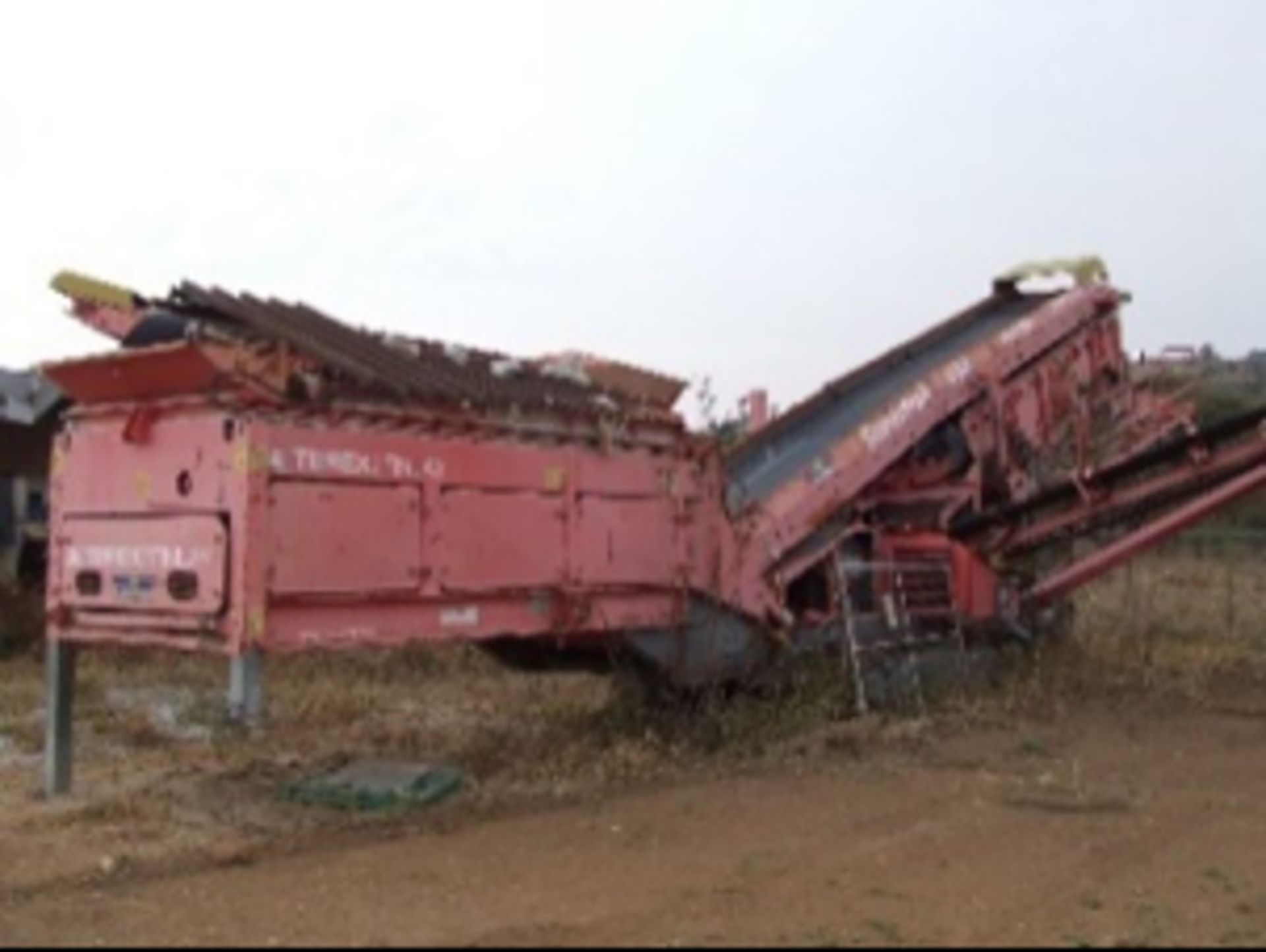 TEREX MOBILE SCREENING PLANT