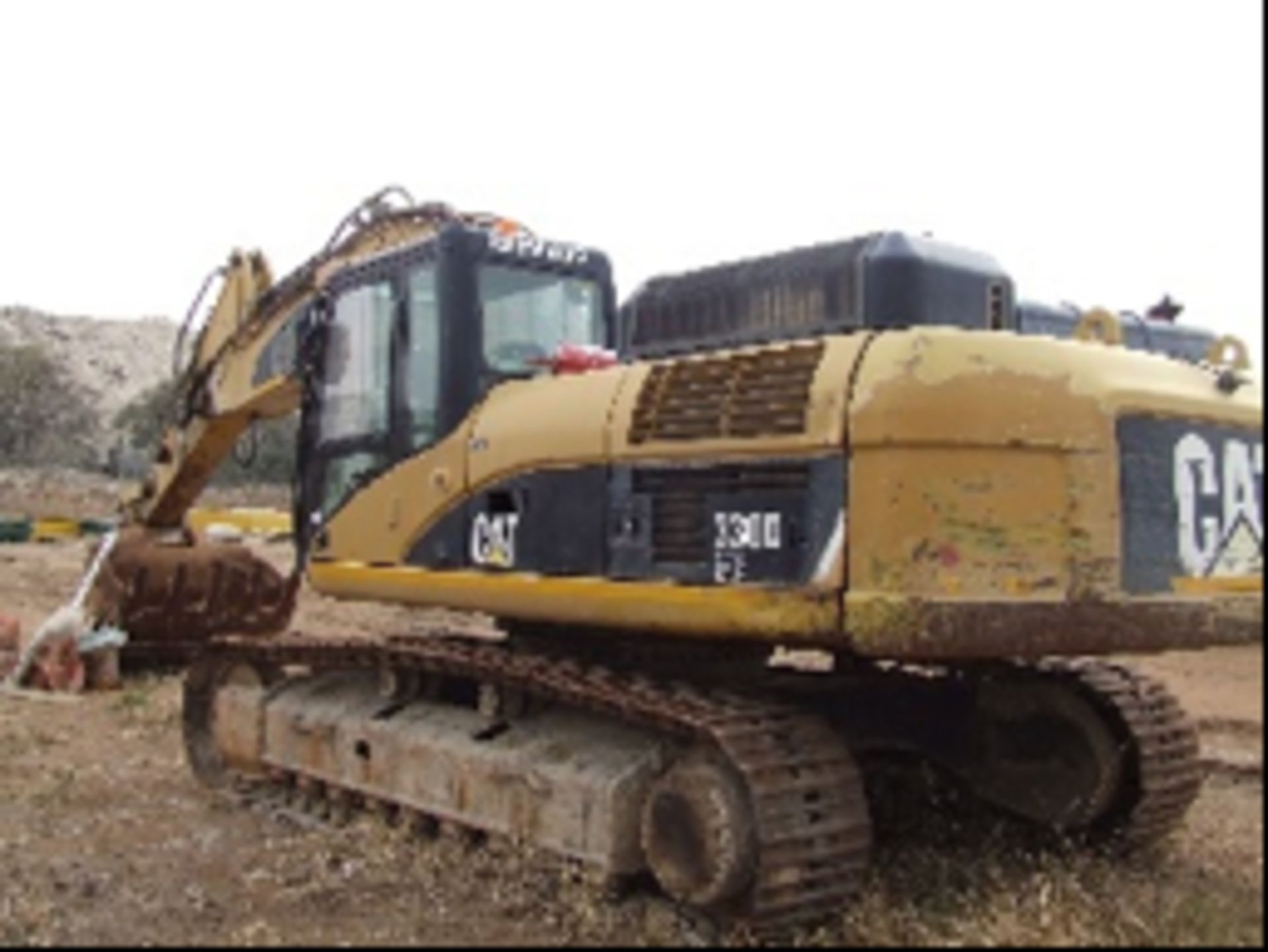 CAT 330D EXCAVATOR. S/NO DKLRM00281