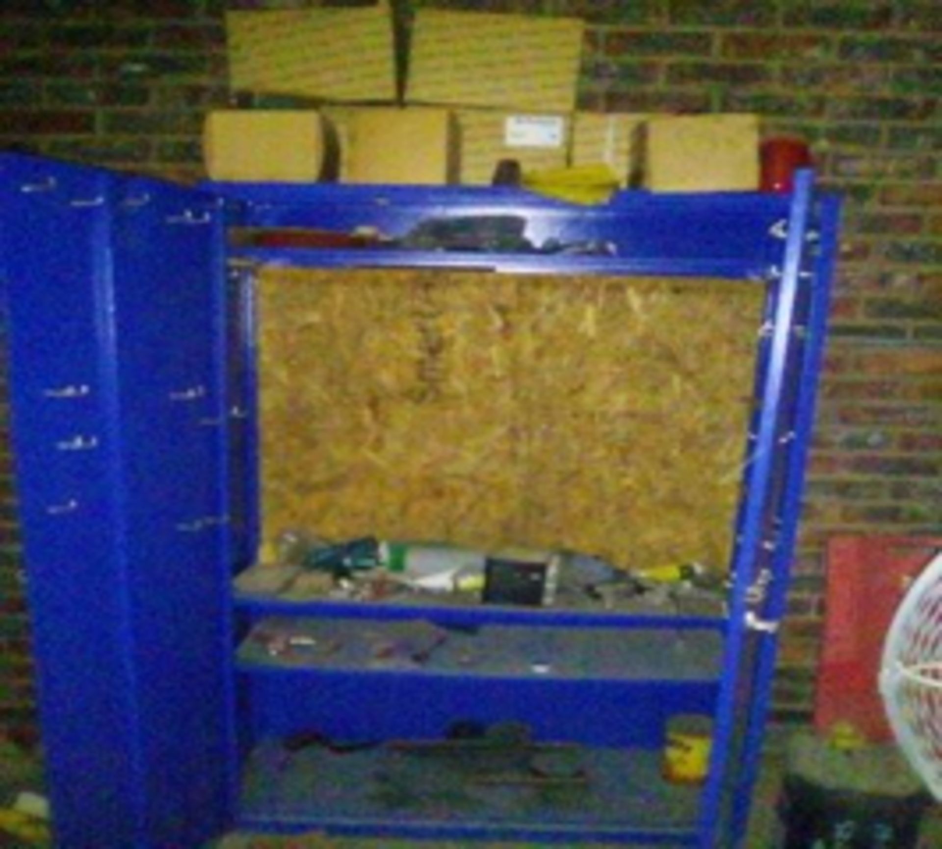 1 X TOOL CABINET