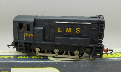A Wrenn W2233 OO/HO gauge 0-6-0 diesel electric black L.M.S. - Image 3 of 3