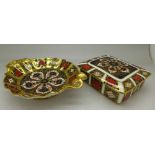 A Royal Crown Derby 1128 pattern trinket box,