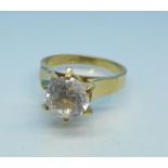 A 9ct gold solitaire ring, 3.