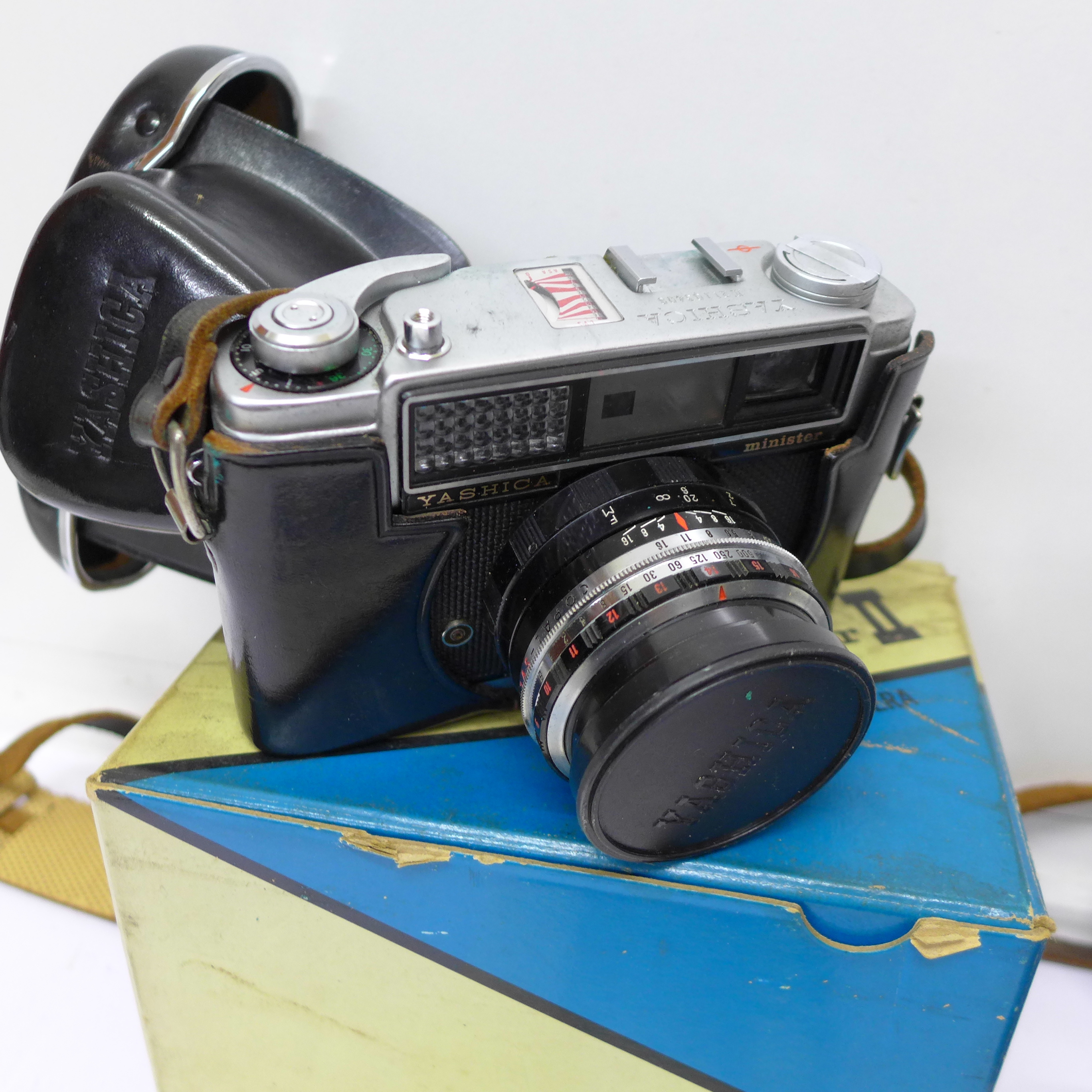 Two cameras;- Yashica Minster with case and box and Agfa Isolette, - Image 3 of 3