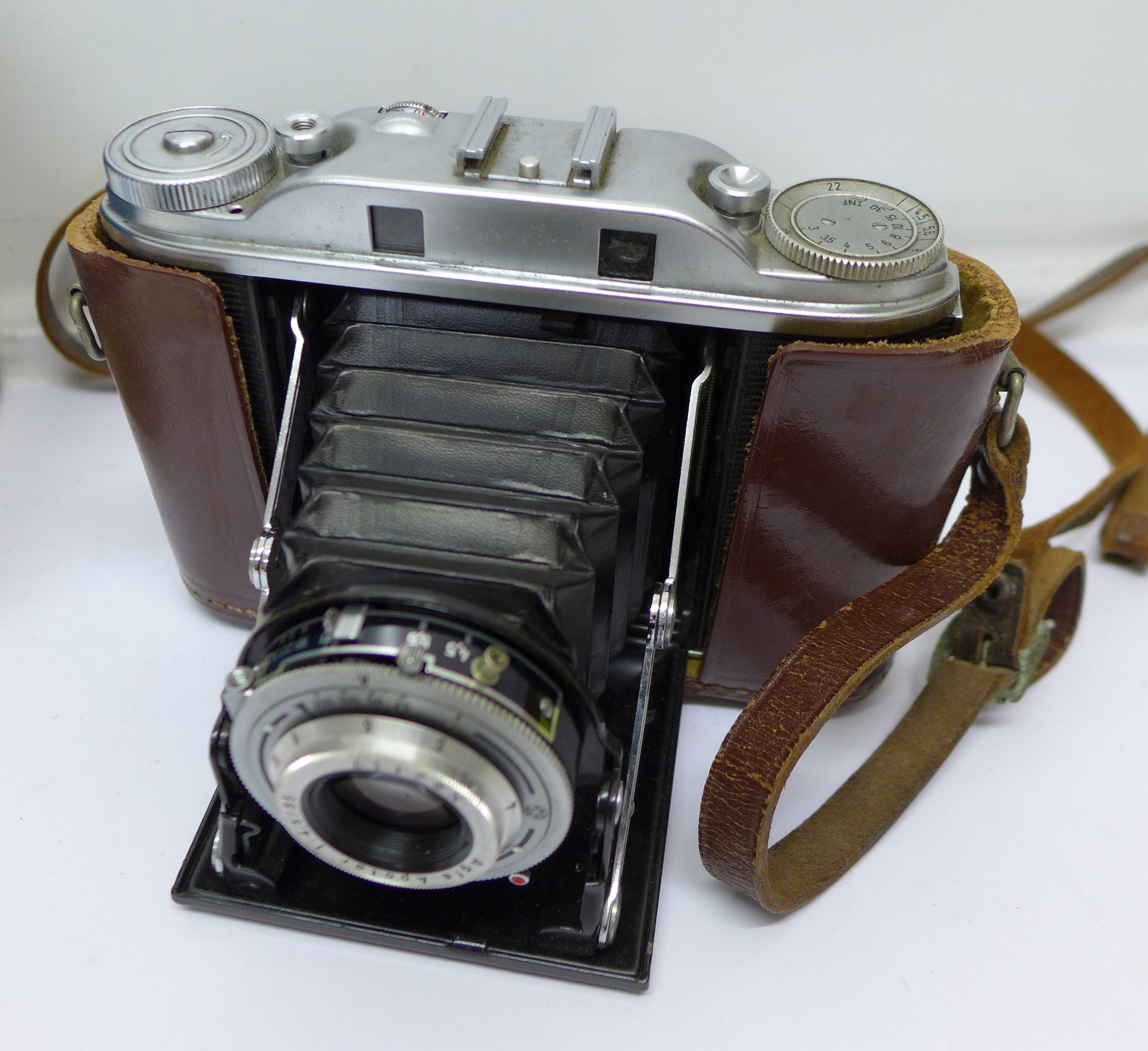 Two cameras;- Yashica Minster with case and box and Agfa Isolette, - Image 2 of 3