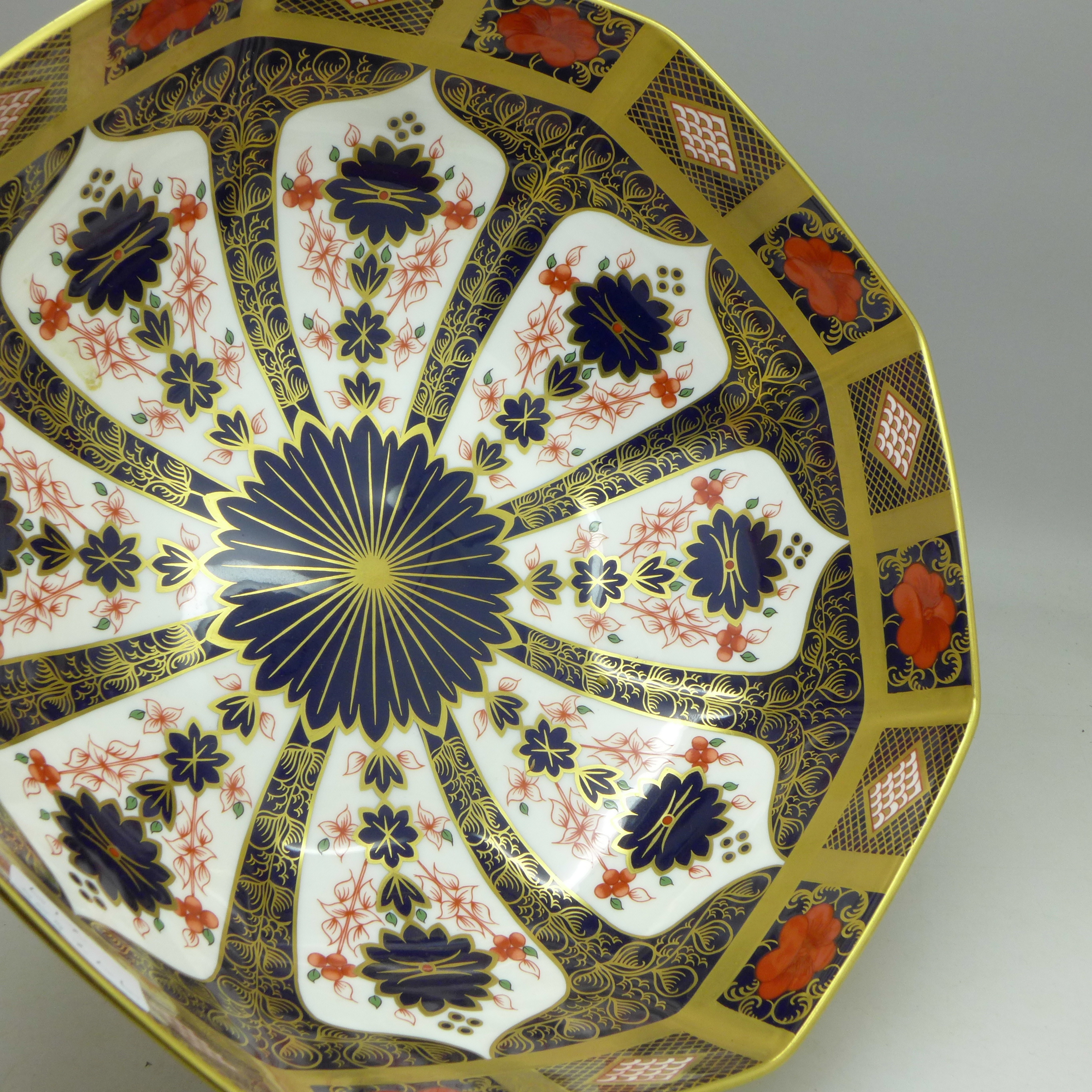 A Royal Crown Derby Old Imari 1128 octagonal fruit bowl, - Image 3 of 4
