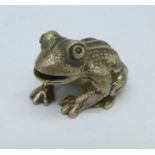 An 800 cast silver miniature frog
