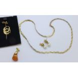 A 9ct three coloured gold necklace, a pair of 9ct gold earrings, one other pair, a/f,