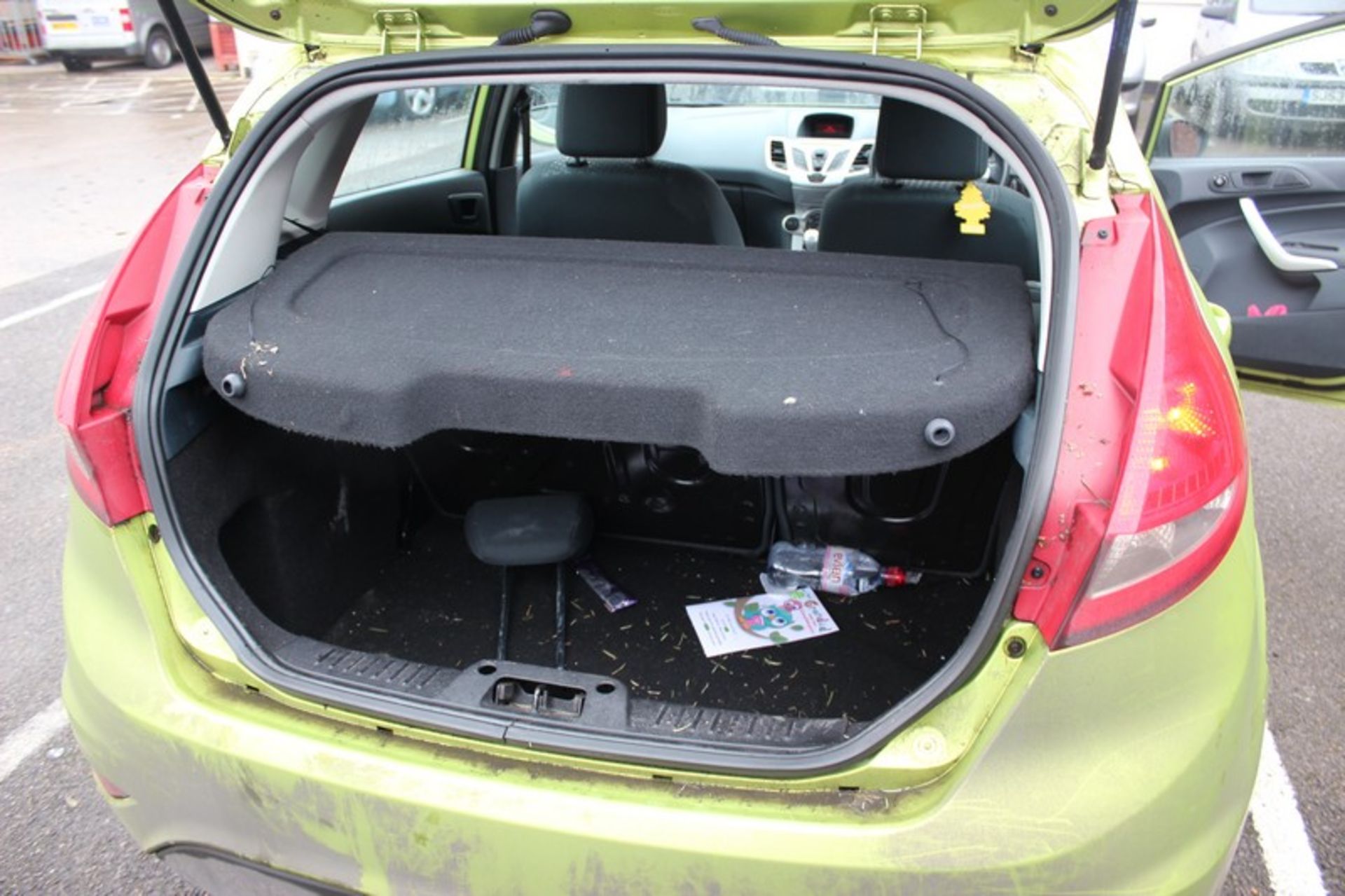 A 2009 Ford Fiesta Zetec 90 TDCI five door hatchback, registration number LL09 PBF, 1560cc, - Image 7 of 9