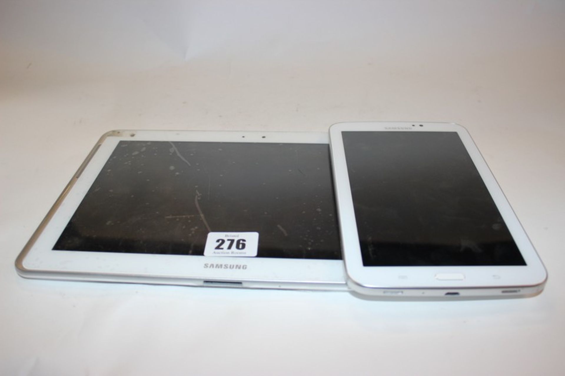 A Samsung Galaxy Tab 2 10.1 16GB GT-P5110 serial: RF2CC0271HA and a Samsung Galaxy Tab 3 8GB SM-